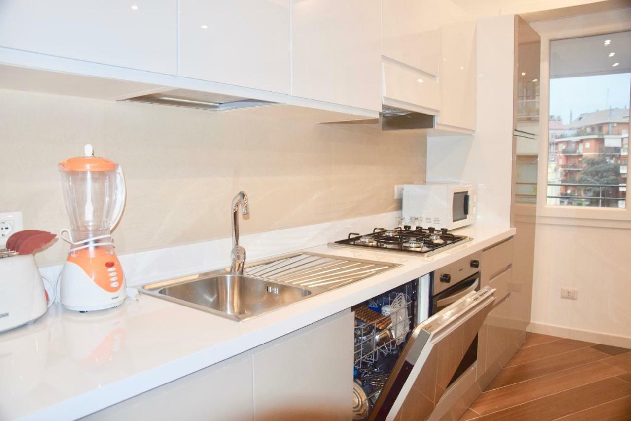 רומא Terrazza San Giovanni Apartment מראה חיצוני תמונה